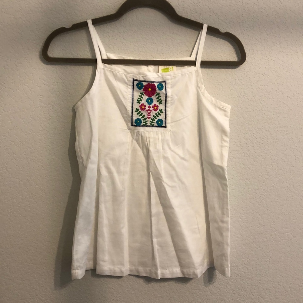 White tank with embroidery